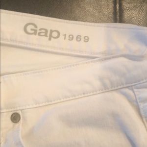 Gap 1969 jeans